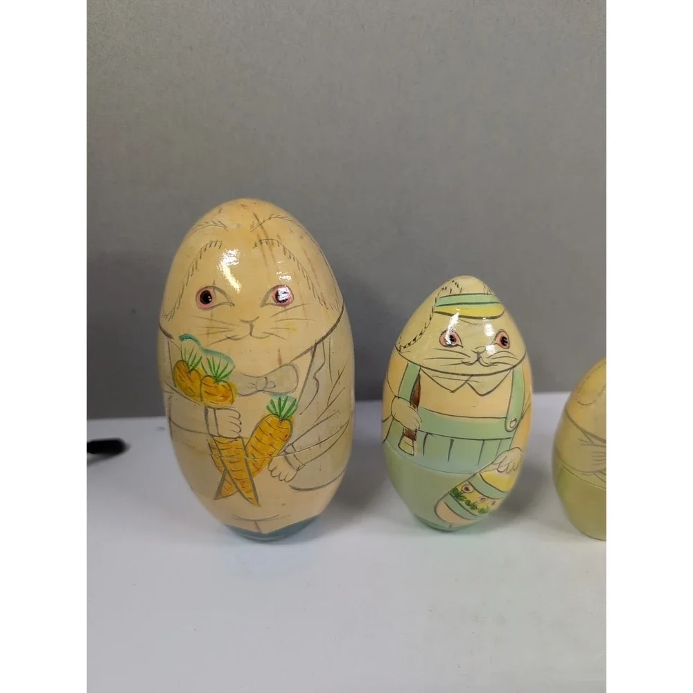 Vintage Easter Bunny Egg Matroyscka Nesting Wood Dolls Wooden Lacquer‎ Set of 5